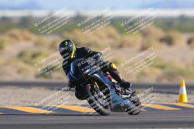 media/Nov-06-2023-Moto Forza (Mon) [[ce023d0744]]/3-Intermediate Group/Session 5 (Turn 4)/